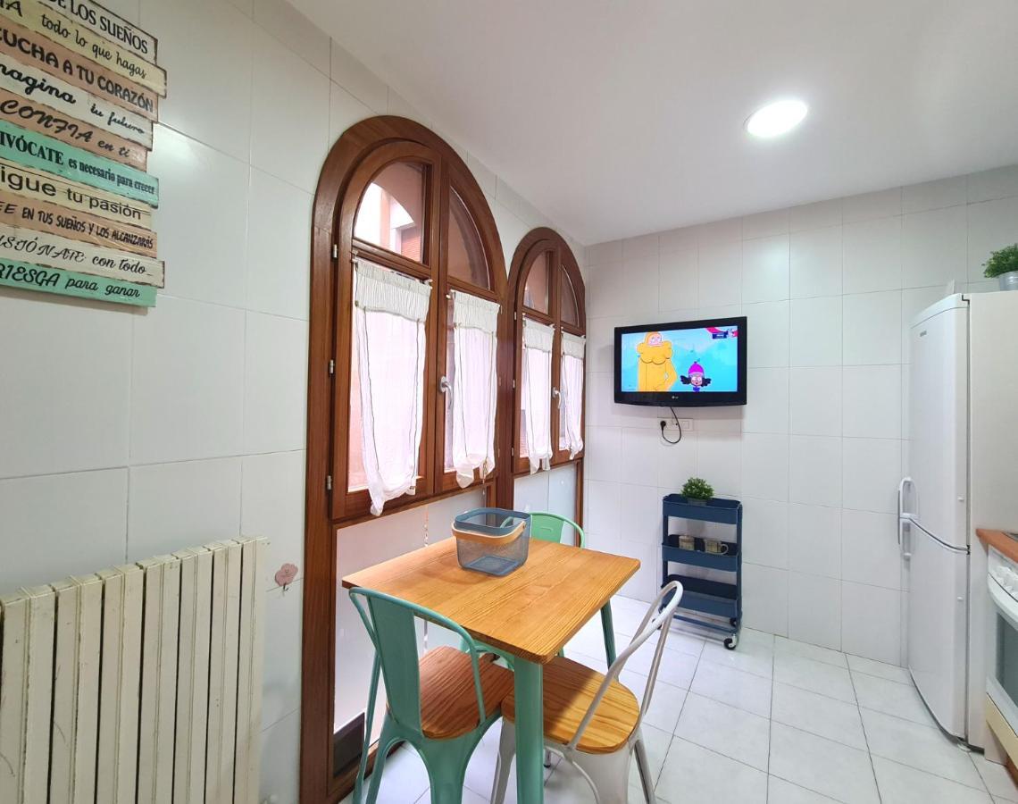 Apartamentos Dos Torres Vinyamar - Rincón del Tubo Saragoça Exterior foto